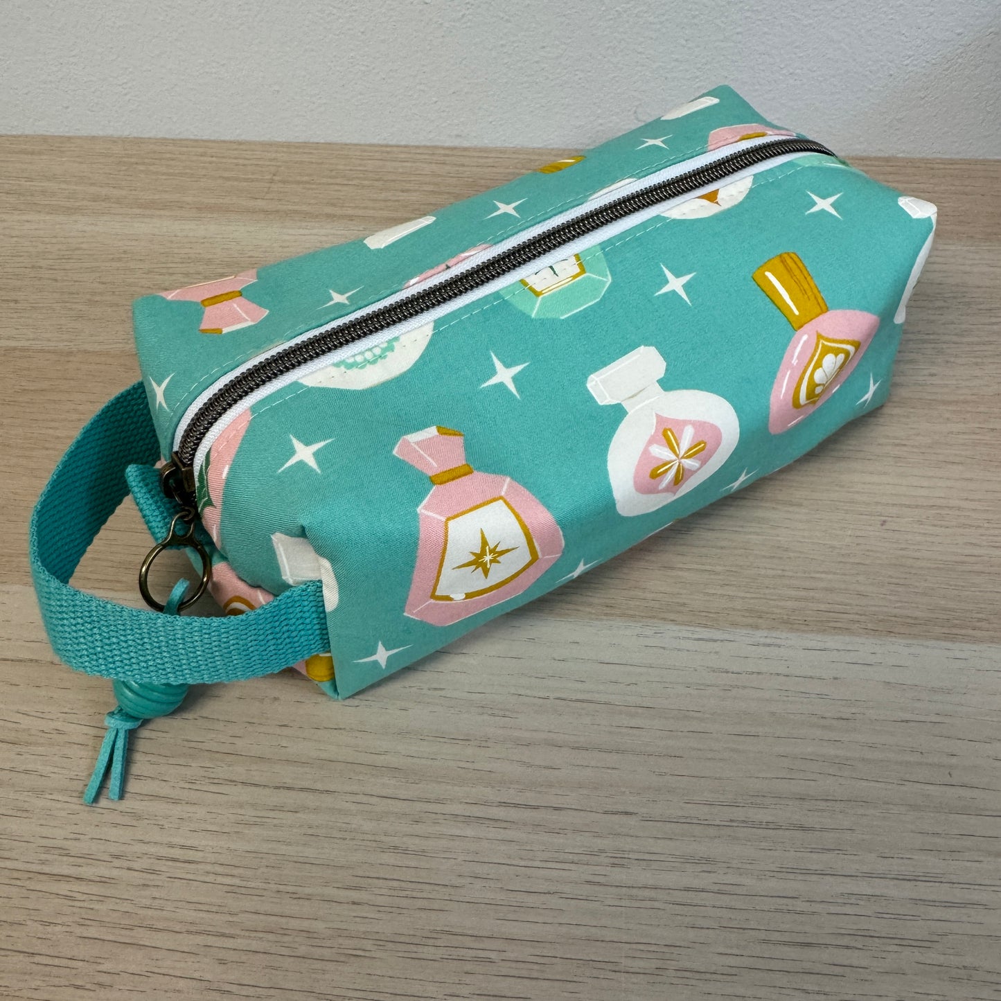 Boxy Pouch