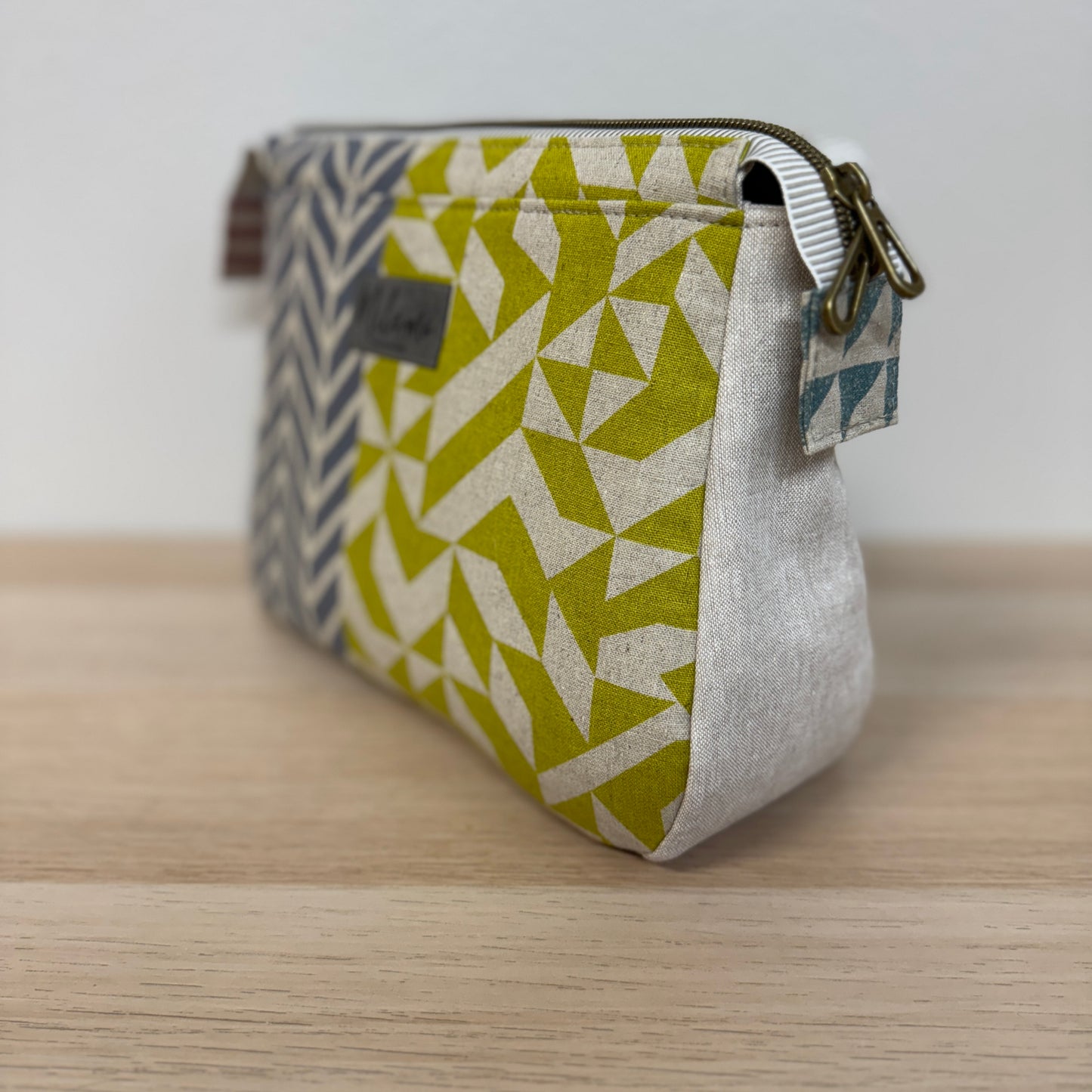 Medium Plover Pouch