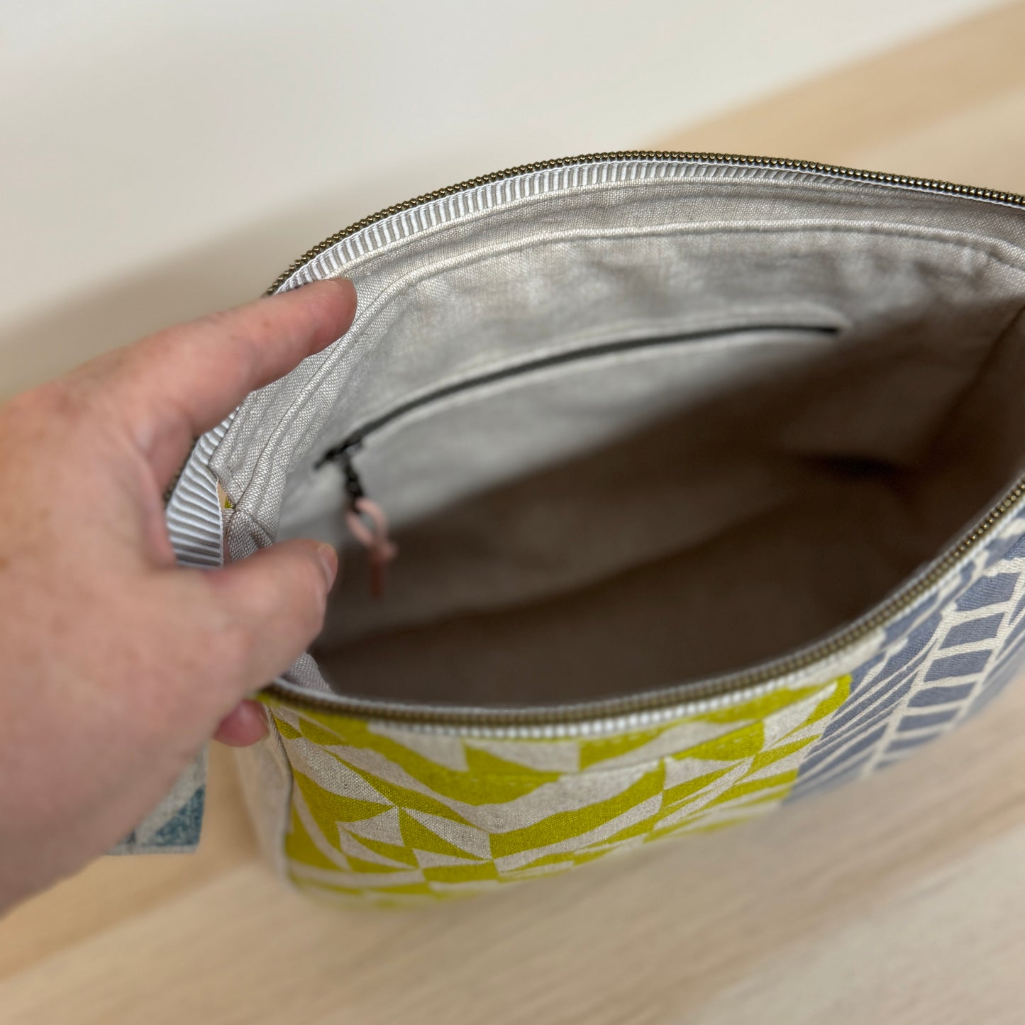 Medium Plover Pouch