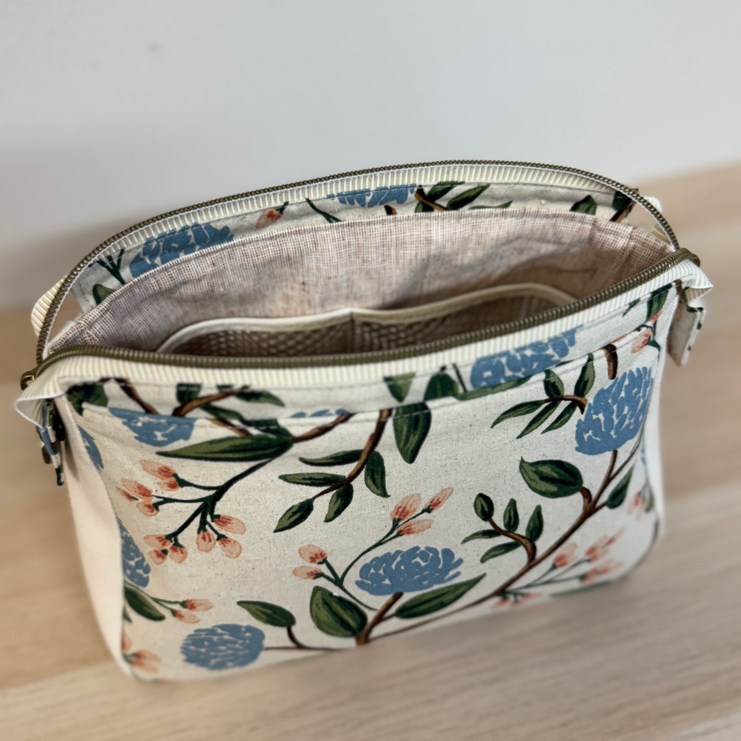 Medium Plover Pouch